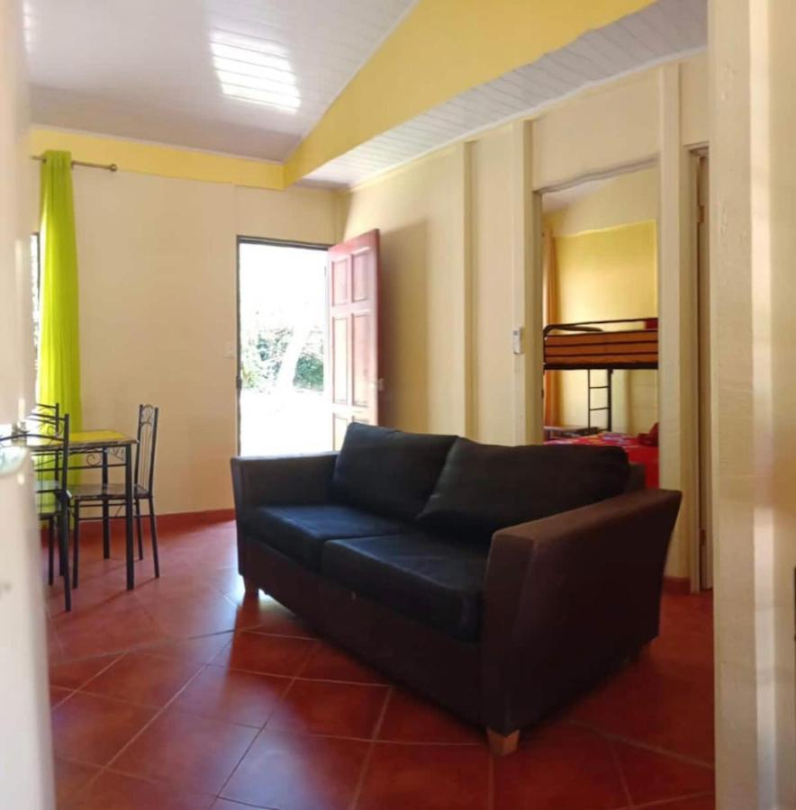 Casita El Sonido de las Aves Uvita Exterior foto