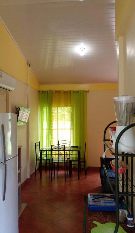 Casita El Sonido de las Aves Uvita Exterior foto
